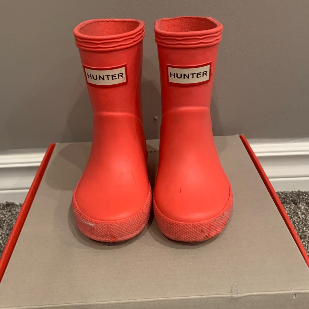 Toddler hunter boots in hyper pink